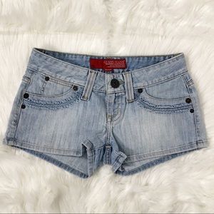 🦋Guess stretch jean shorts🦋